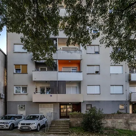 Hotel Jelena 3*