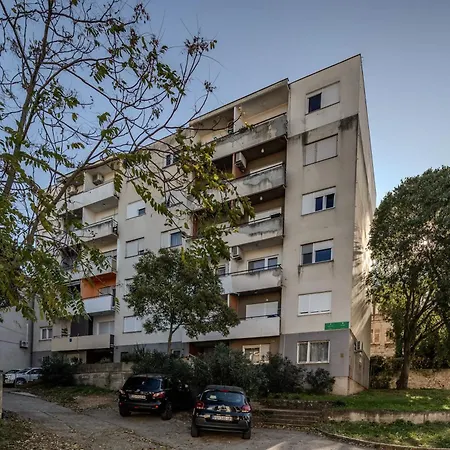 Jelena Hotel